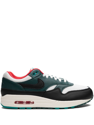 

Farfetch English Air Max 1 "LeBron James x Liverpool" sneakers, Nike Farfetch English Air Max 1 "LeBron James x Liverpool" sneakers
