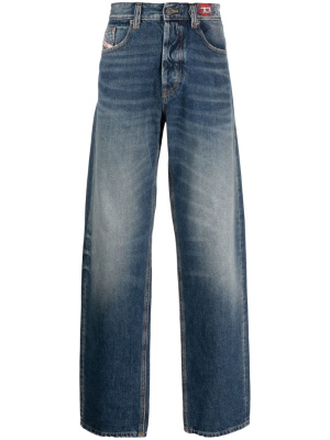 

2010 D-Macs straight-leg jeans, Diesel 2010 D-Macs straight-leg jeans