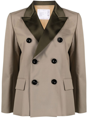 

Pleated double-breasted blazer, Sacai Pleated double-breasted blazer