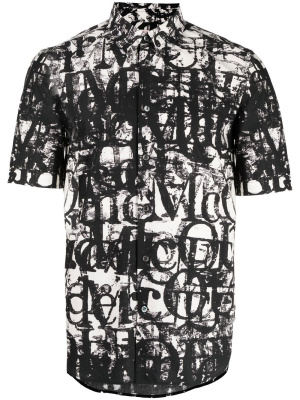 

Calligraphy print cotton shirt, Alexander McQueen Calligraphy print cotton shirt