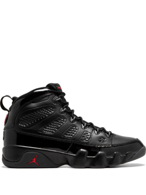 

9 Retro "Bred" sneakers, Jordan 9 Retro "Bred" sneakers