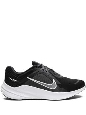 

Quest 5 low-top sneakers, Nike Quest 5 low-top sneakers