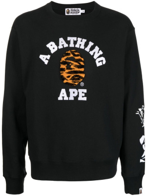 

Logo-print sweatshirt, A BATHING APE® Logo-print sweatshirt