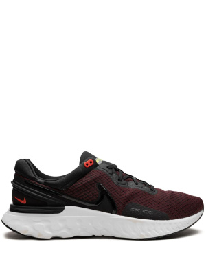 

React Miler 3 low-top sneakers, Nike React Miler 3 low-top sneakers