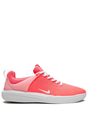 

SB Zoom Nyjah 3 "Hot Punch" sneakers, Nike SB Zoom Nyjah 3 "Hot Punch" sneakers