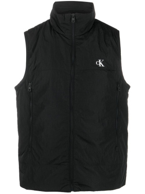 

Logo-print padded gilet, Calvin Klein Jeans Logo-print padded gilet