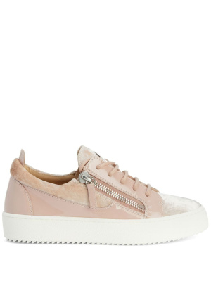 

Gail velvet low-top sneakers, Giuseppe Zanotti Gail velvet low-top sneakers