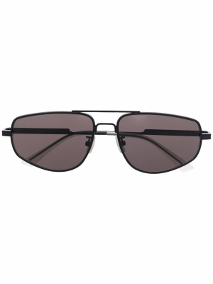 

Tinted pilot-frame sunglasses, Bottega Veneta Eyewear Tinted pilot-frame sunglasses