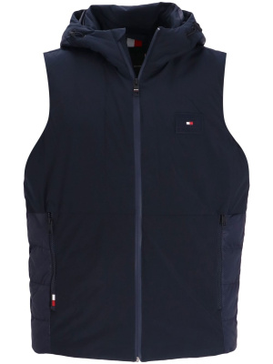

Logo-patch padded gilet, Tommy Hilfiger Logo-patch padded gilet