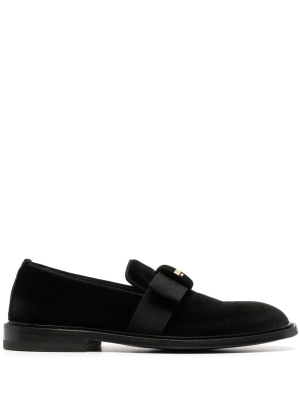 

Logo-lettering velvet loafers, Moschino Logo-lettering velvet loafers