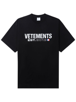 

Logo-print drop-shoulder T-shirt, VETEMENTS Logo-print drop-shoulder T-shirt