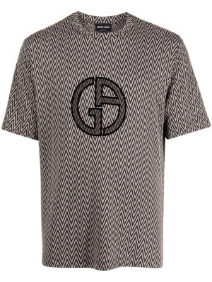 

Logo-print chevron-pattern T-shirt, Giorgio Armani Logo-print chevron-pattern T-shirt
