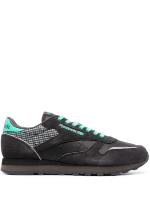 

Classic panelled suede sneakers, Reebok Classic panelled suede sneakers