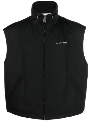 

Logo-print zip-up vest, 1017 ALYX 9SM Logo-print zip-up vest