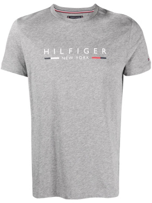 

Logo-print T-shirt, Tommy Hilfiger Logo-print T-shirt
