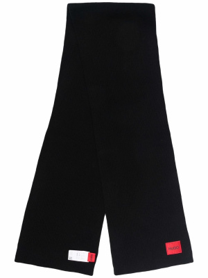 

Ribbed logo-patch scarf, HUGO Ribbed logo-patch scarf
