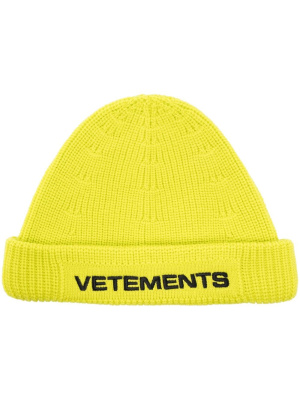 

Logo-embroidered merino beanie, VETEMENTS Logo-embroidered merino beanie