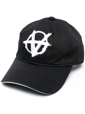

Logo-print baseball cap, VETEMENTS Logo-print baseball cap