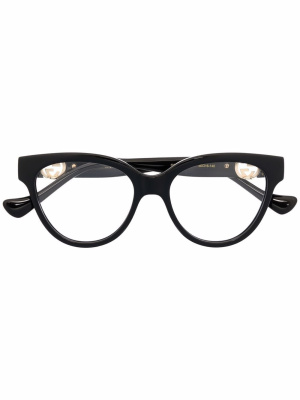 

Logo-plaque glasses, Gucci Eyewear Logo-plaque glasses
