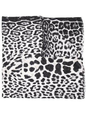 

Leopard-print silk scarf, Saint Laurent Leopard-print silk scarf