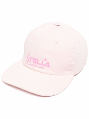 

Logo-print flat-peak cap, Stella McCartney Logo-print flat-peak cap