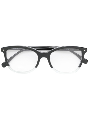 

Square frame glasses, Fendi Eyewear Square frame glasses