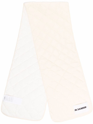 

Logo patch quilted scarf, Jil Sander Logo patch quilted scarf
