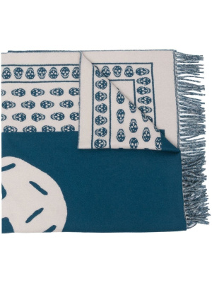 

Skull-print fringed scarf, Alexander McQueen Skull-print fringed scarf