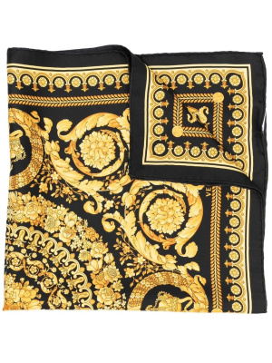 

Barocco-print silk scarf, Versace Barocco-print silk scarf