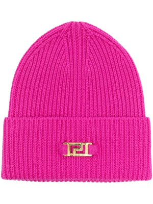 

Greca-plaque rib-knit beanie, Versace Greca-plaque rib-knit beanie
