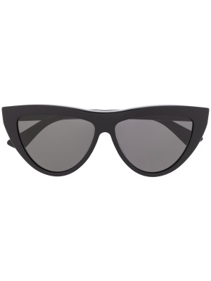 

Cat-eye frame logo sunglasses, Bottega Veneta Eyewear Cat-eye frame logo sunglasses