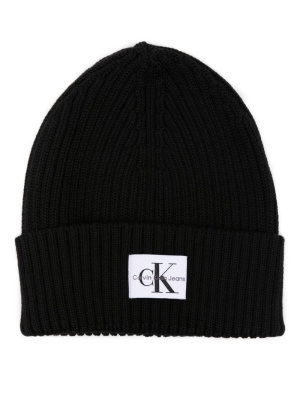 

Logo-patch ribbed-knit beanie, Calvin Klein Jeans Logo-patch ribbed-knit beanie