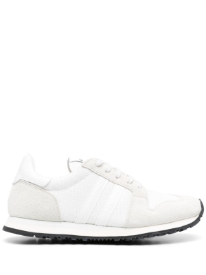 

Logo-patch tonal sneakers, Comme Des Garçons Comme Des Garçons Logo-patch tonal sneakers