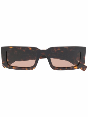 

Tortoiseshell-effect sunglasses, Prada Eyewear Tortoiseshell-effect sunglasses