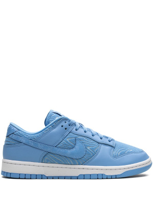 

Dunk Low PRM "Topography/University Blue" sneakers, Nike Dunk Low PRM "Topography/University Blue" sneakers