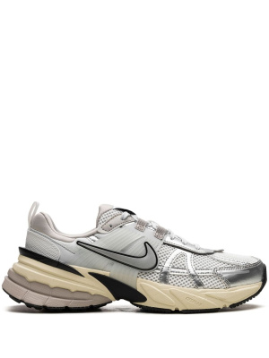 

V2K Run "Metallic Silver" sneakers, Nike V2K Run "Metallic Silver" sneakers