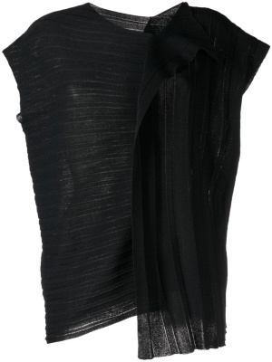 

Pleat-panel tops, Yohji Yamamoto Pleat-panel tops