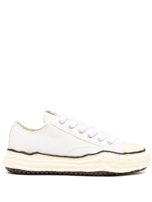 

Low-top canvas sneakers, Maison Mihara Yasuhiro Low-top canvas sneakers