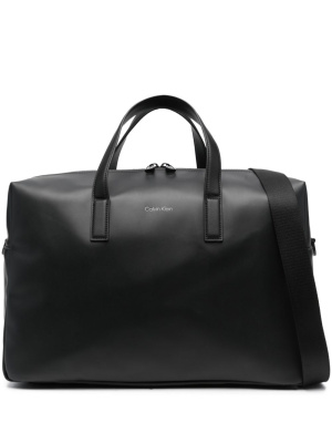 

Logo-stamp zipped holdall, Calvin Klein Logo-stamp zipped holdall