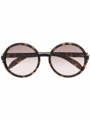 

Round-frame sunglasses, Gucci Eyewear Round-frame sunglasses