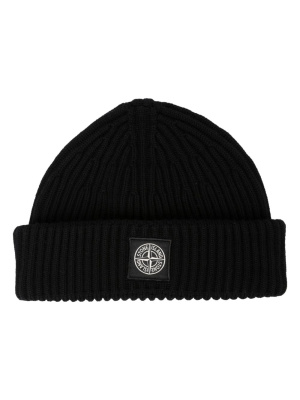 

Compass logo-patch ribbed-knit beanie, Stone Island Compass logo-patch ribbed-knit beanie
