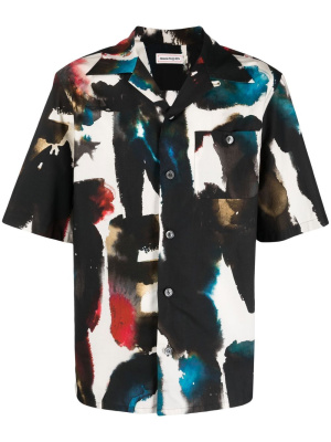 

Graffiti-print short-sleeved shirt, Alexander McQueen Graffiti-print short-sleeved shirt