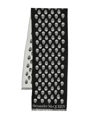 

Skull jacquard wool scarf, Alexander McQueen Skull jacquard wool scarf
