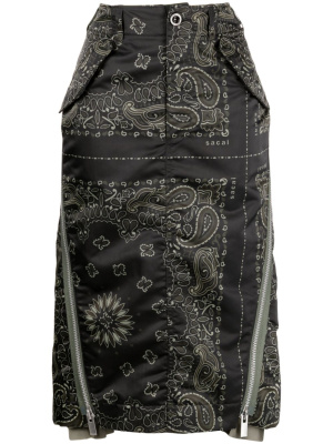 

Zipped bandana-print midi skirt, Sacai Zipped bandana-print midi skirt