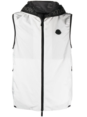

Pakito logo-patch hooded gilet, Moncler Pakito logo-patch hooded gilet