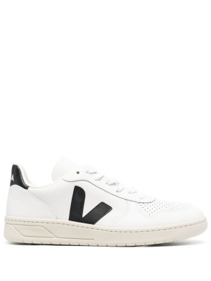 

V-10 low-top sneakers, VEJA V-10 low-top sneakers