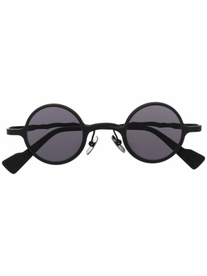 

Knarled-arm rounded sunglasses, Kuboraum Knarled-arm rounded sunglasses