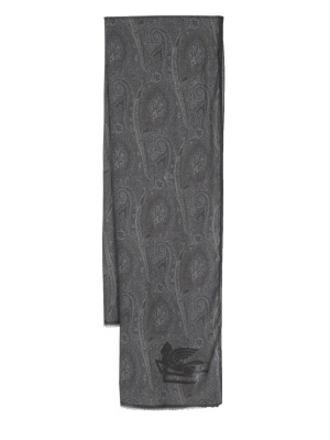 

Paisley-print scarf, ETRO Paisley-print scarf