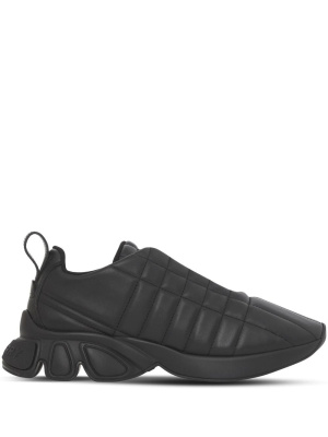 

Quilted low-top leather sneakers, Burberry Quilted low-top leather sneakers