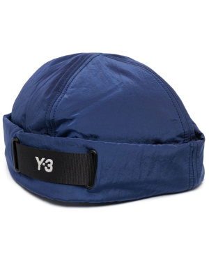

Logo-print strap beanie, Y-3 Logo-print strap beanie